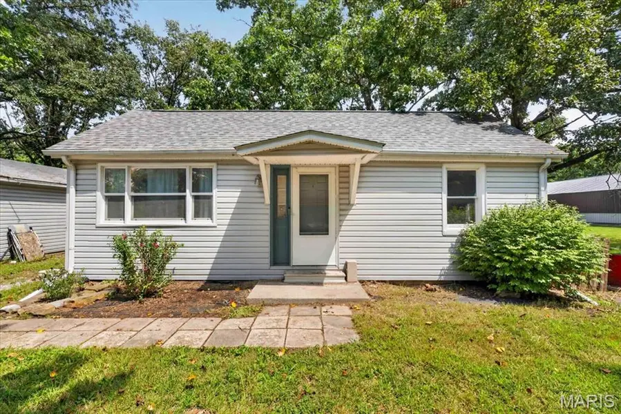 3726 State Route 15, Freeburg, IL 62243