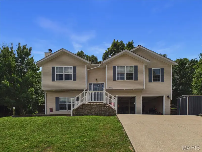 21079 Hideaway LN, St Robert, MO 65584