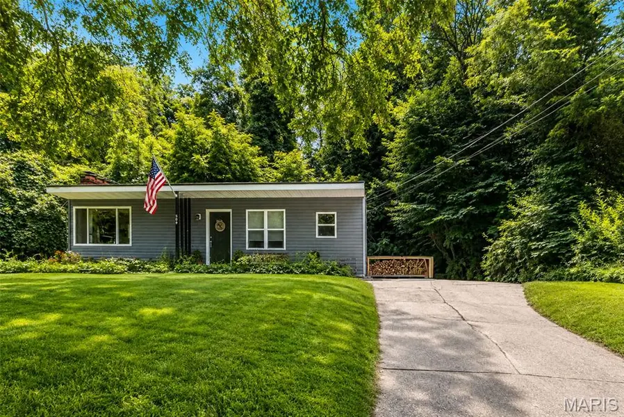 304 Walnut DR, Collinsville, IL 62234