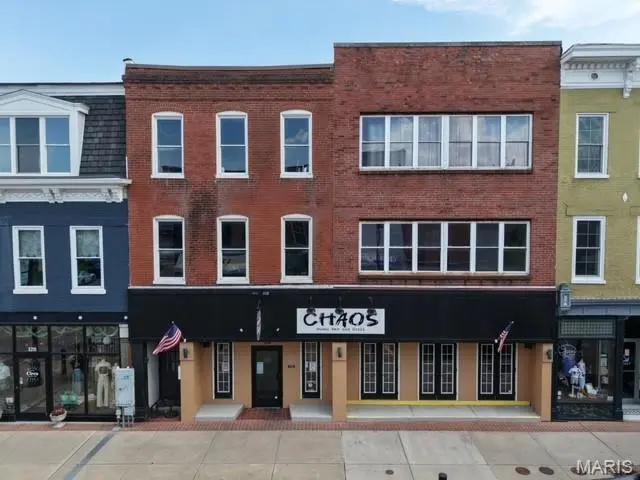 126 E Main ST, Belleville, IL 62220