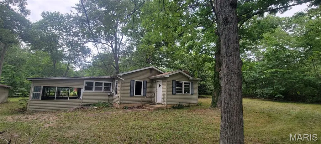 655 Eldon DR, Bismarck, MO 63624
