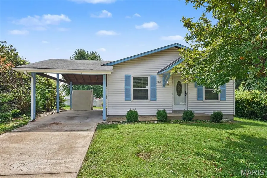 3110 Sabrina LN, Florissant, MO 63031