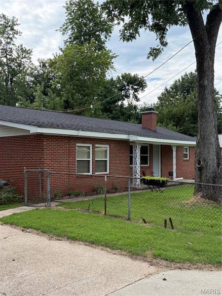 134 Reuben AVE, Sikeston, MO 63801