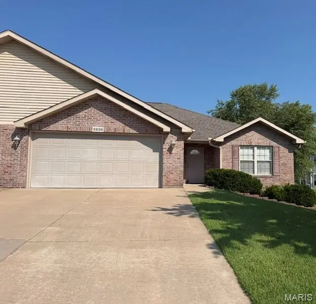 2836 Larkspur CT, Cape Girardeau, MO 63701