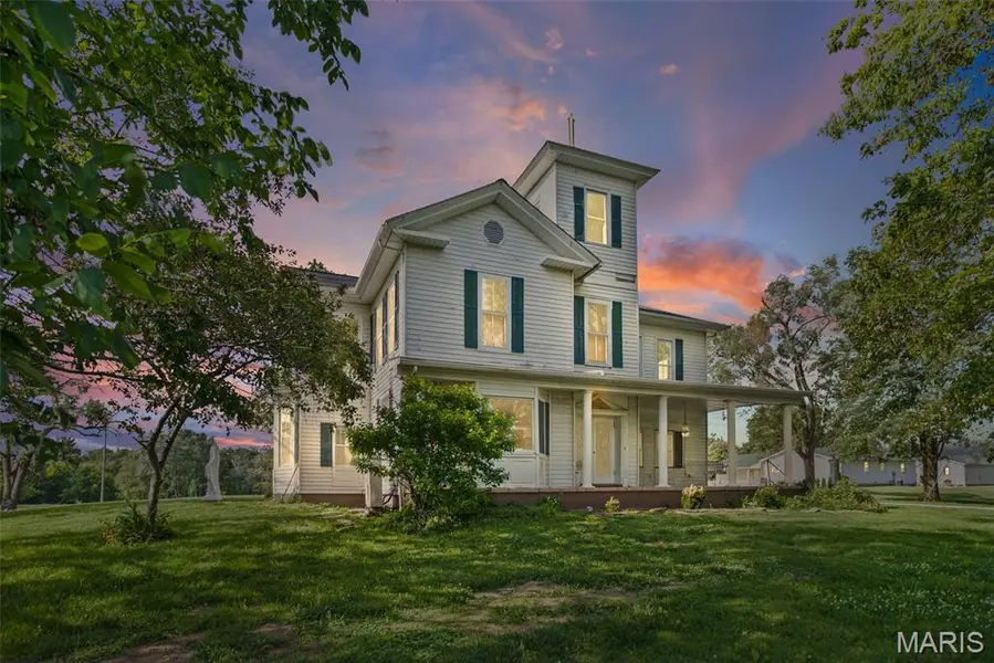 401 E Fairgrounds AVE, Jerseyville, IL 62052