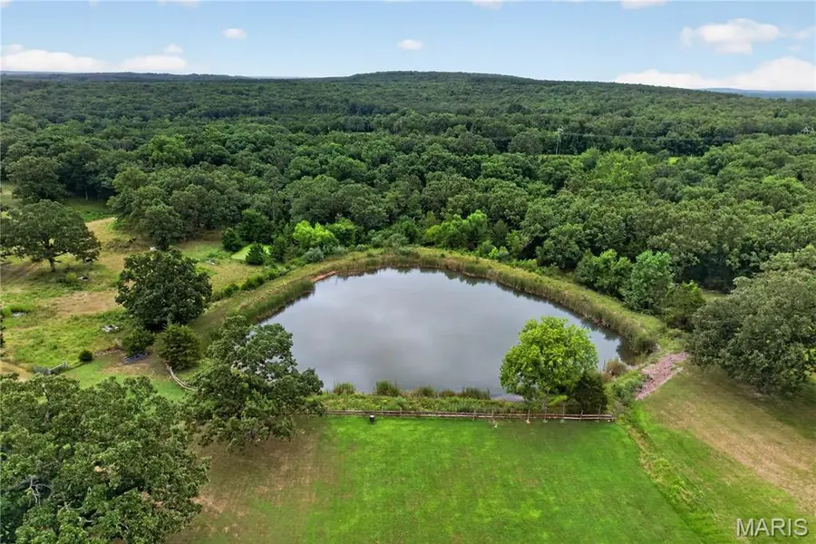 21994 Spruce RD, Waynesville, MO 65583