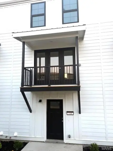 188 Canal Cottage ALY, St Charles, MO 63301
