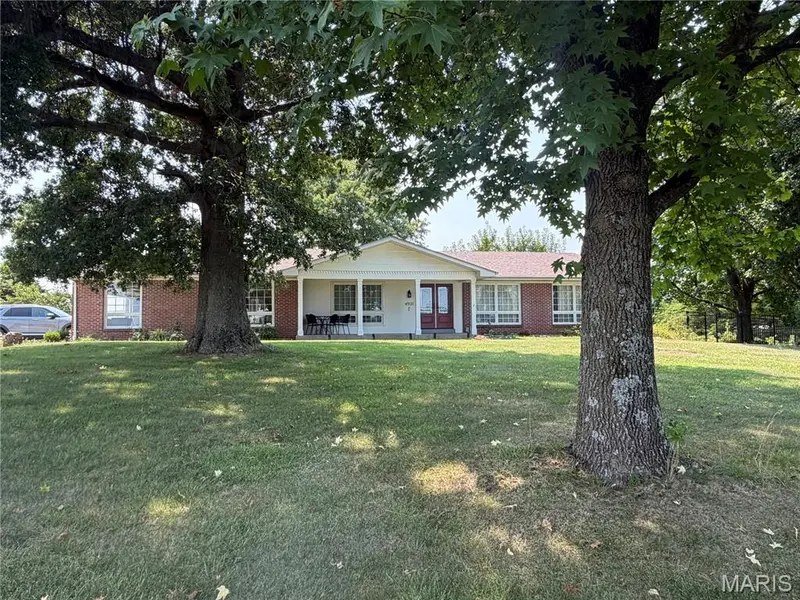 4931 S Point RD, Washington, MO 63090
