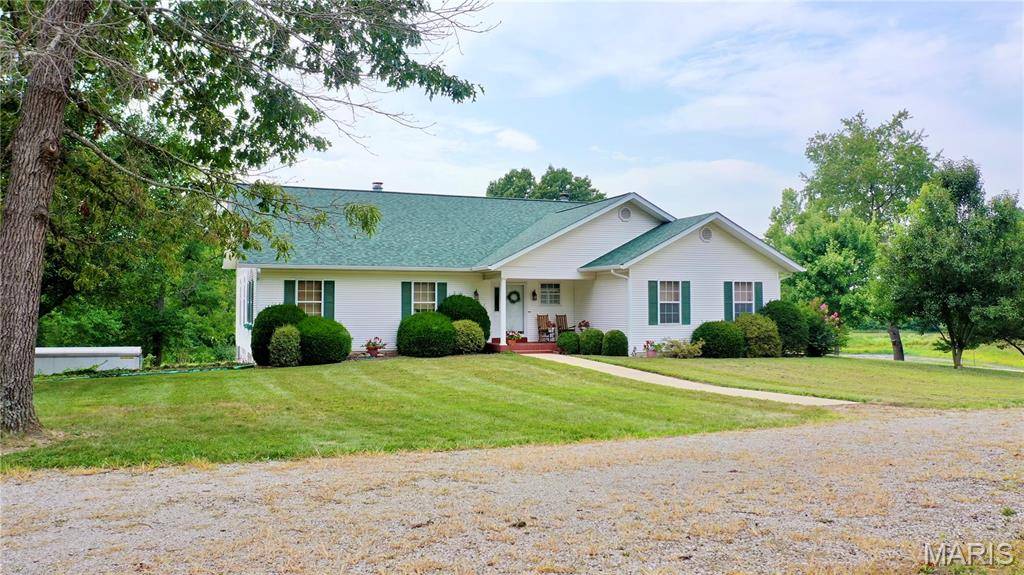 1 N Dilworth LN, Salem, MO 65560