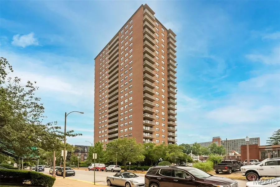 4466 W Pine BLVD #2E, St Louis, MO 63108