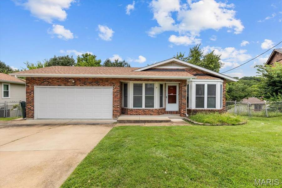9 Matthew CT, Arnold, MO 63010