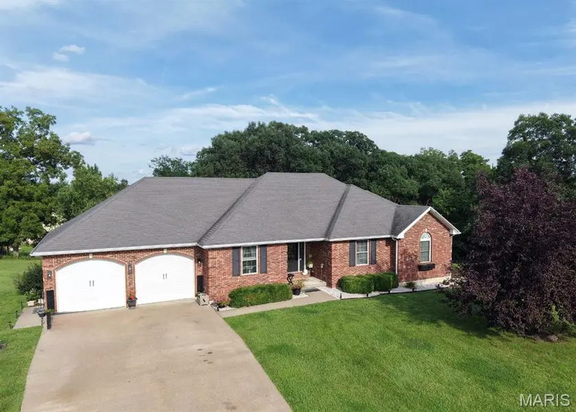 5 Huntingdon RD, Hannibal, MO 63401