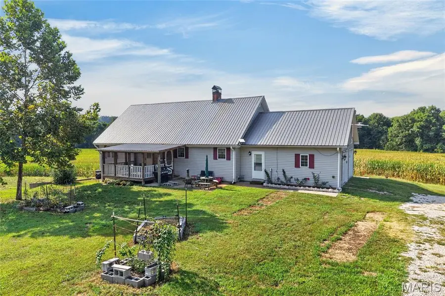 23347 S Highway 7, Richland, MO 65556