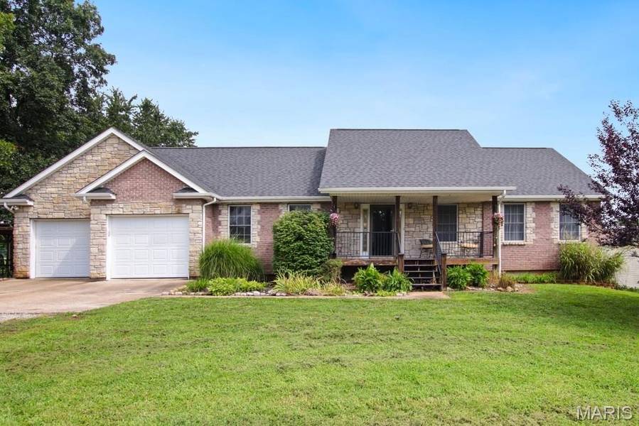 329 Meadow ST, Gerald, MO 63037