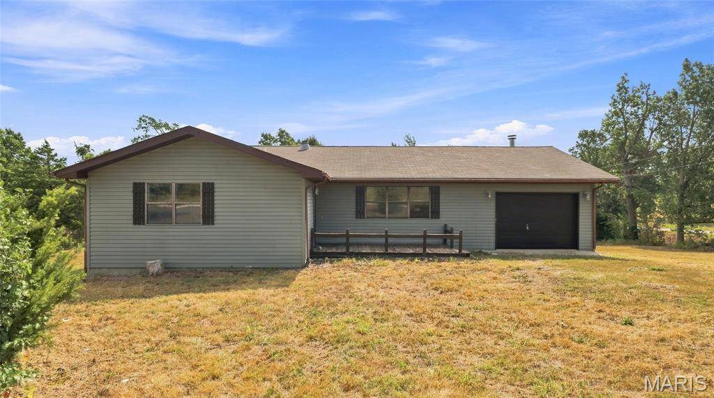 13906 Elm DR, Plato, MO 65552