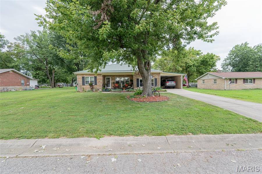 608 Swanson, Belle, MO 65013