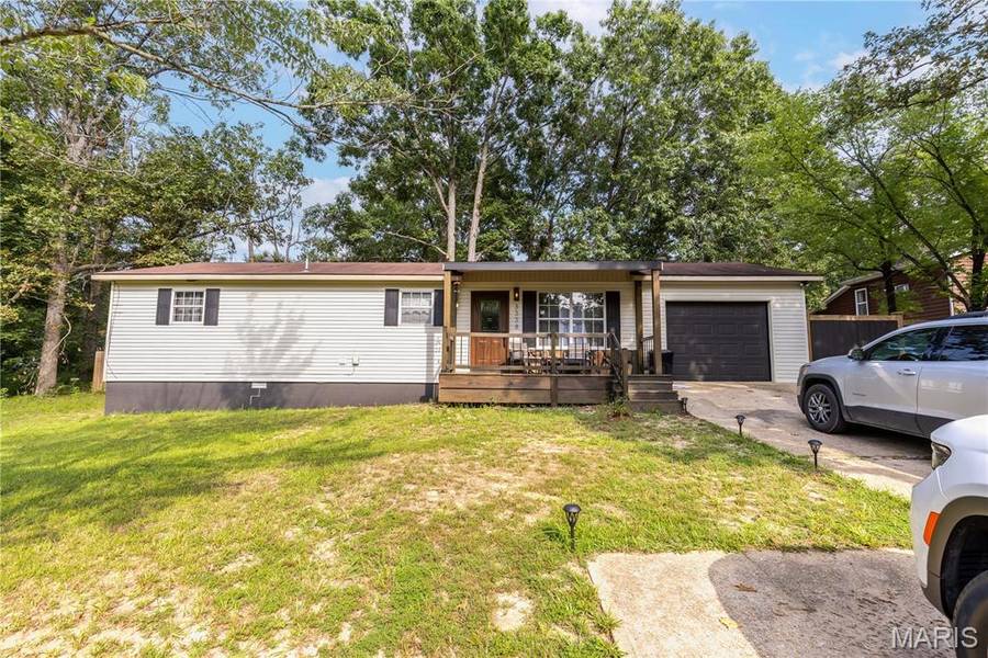 3338 Jimmy LN, Poplar Bluff, MO 63901