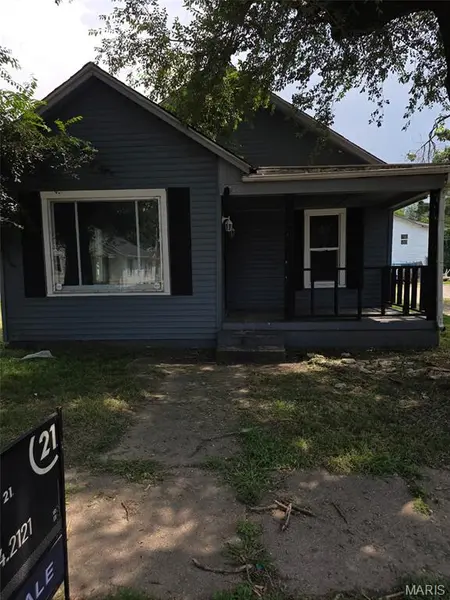 733 Matthews AVE, Sikeston, MO 63801