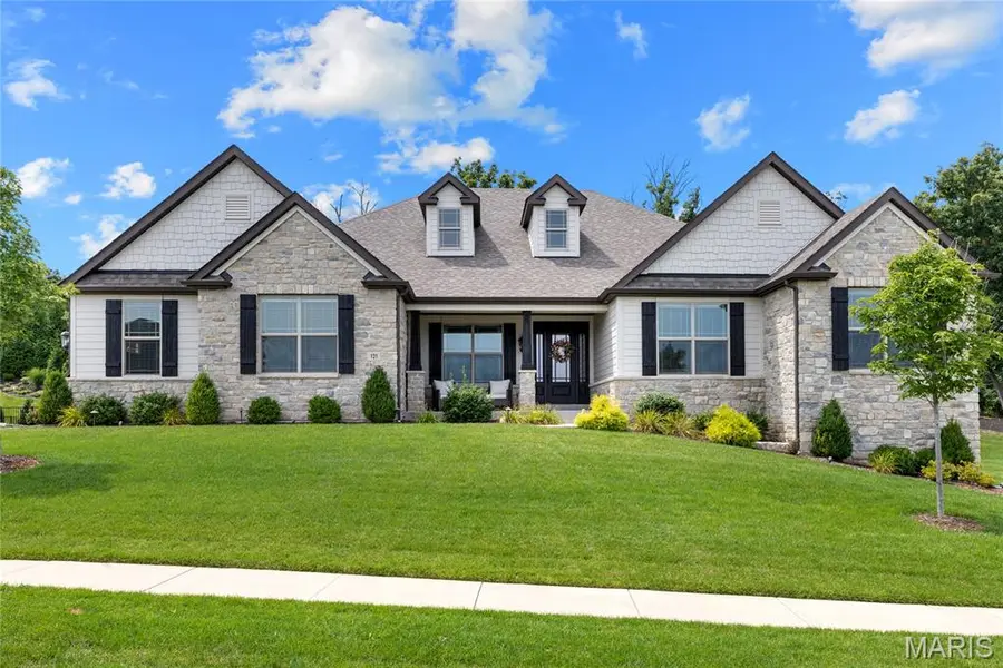 131 Westleigh Manor DR, O'fallon, MO 63385