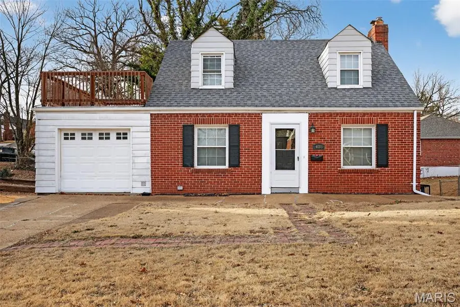 4605 Nelson DR, Northwoods, MO 63121
