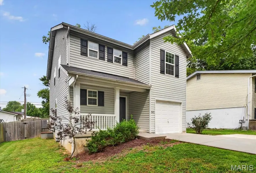 313 Lindy BLVD, Ballwin, MO 63021