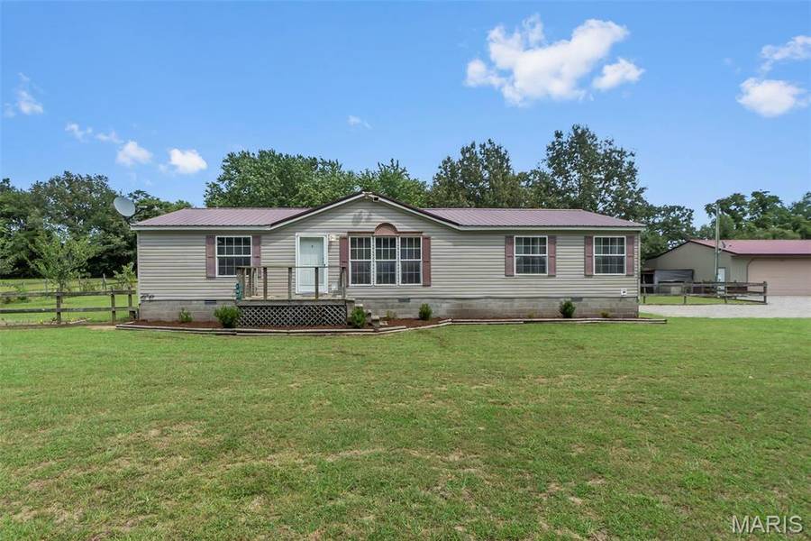 174 County Road 430, Oran, MO 63771