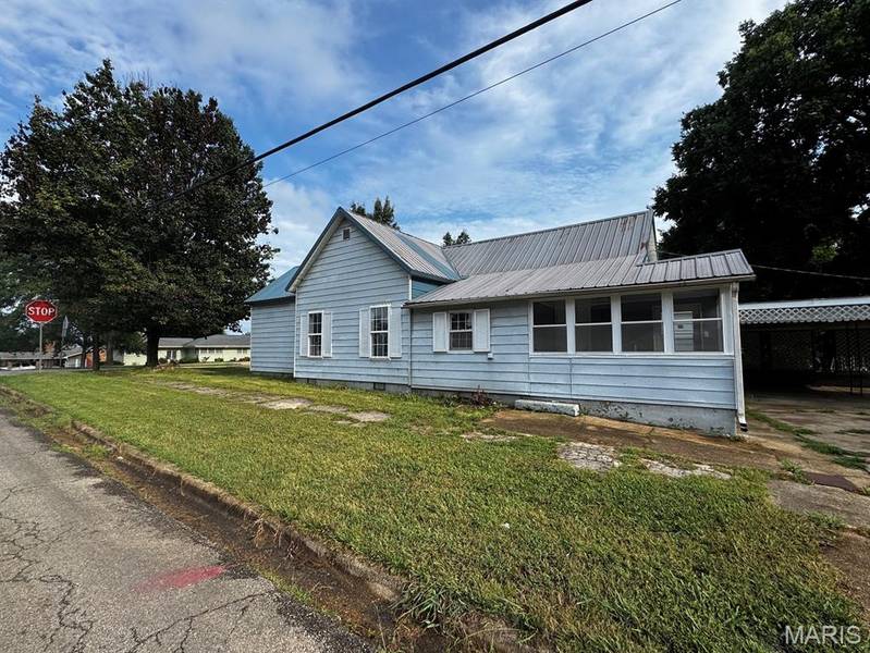 709 Walnut ST, Doniphan, MO 63935
