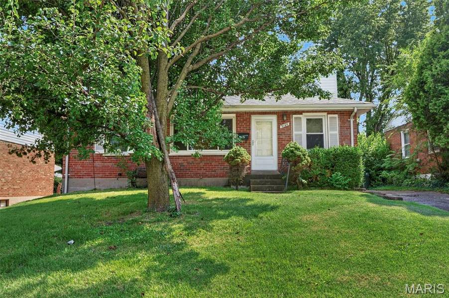 9120 Harold DR, St Louis, MO 63134