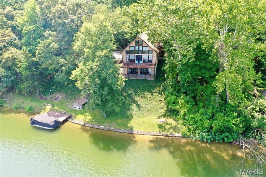 13 Cove TRL, New Florence, MO 63363