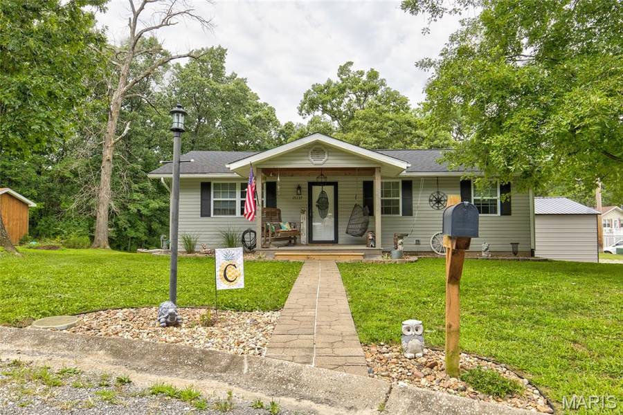 15337 Jeffrey LN, Brighton, IL 62012