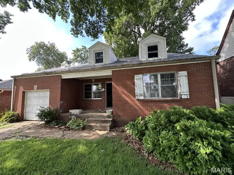 6908 Ira AVE, St Louis, MO 63121