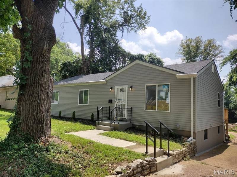 2554 Ada AVE, Jennings, MO 63136