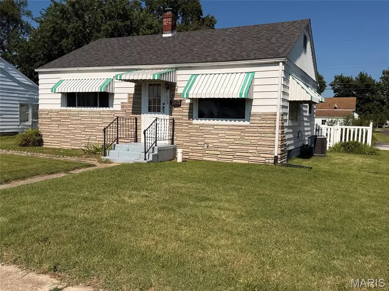 600 Washington AVE, East Alton, IL 62024