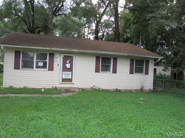 314 Pershing AVE, Wood River, IL 62095
