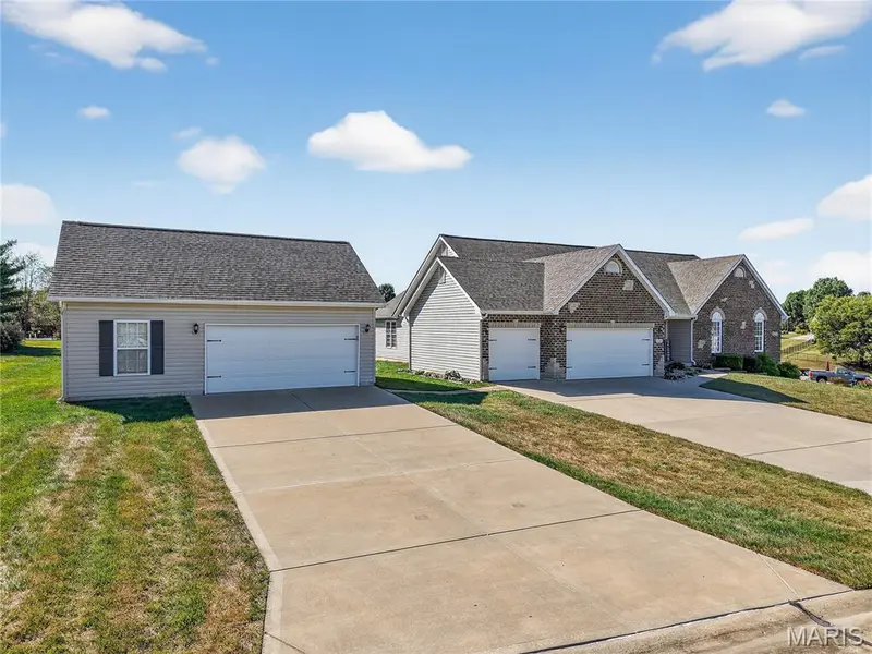 604 Judges WAY, Troy, MO 63379