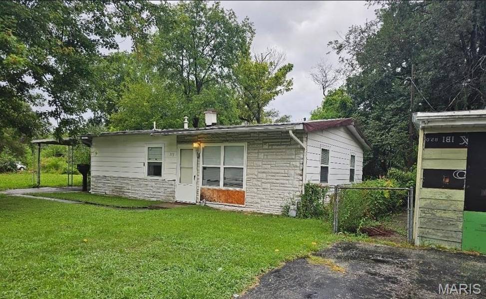 313 St Leonard DR, Cahokia, IL 62206