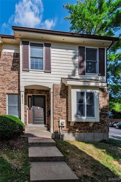 2533 Grayford WALK, St Louis, MO 63129
