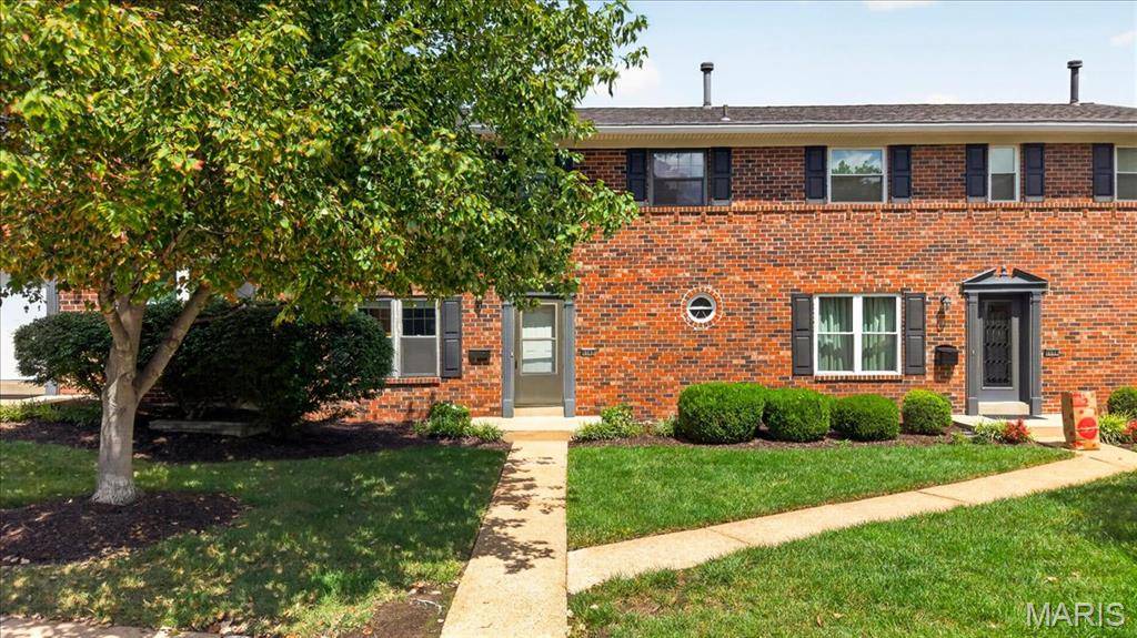 1162 Cantina DR, St Louis, MO 63141