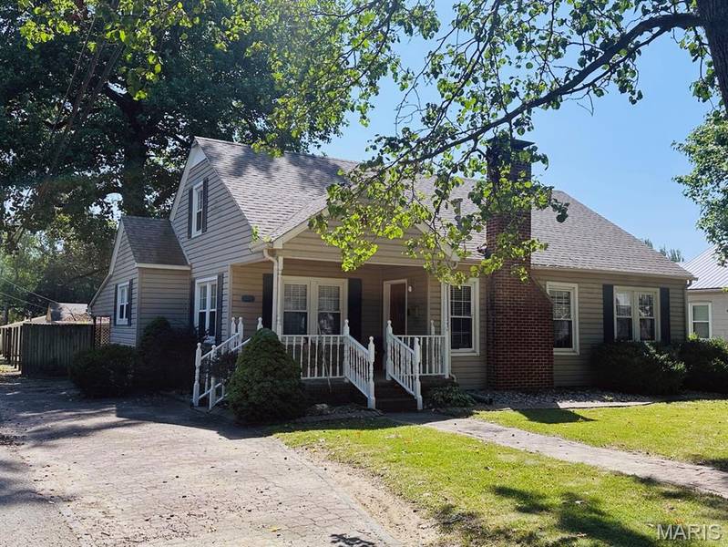 231 S Park LN, Dexter, MO 63841