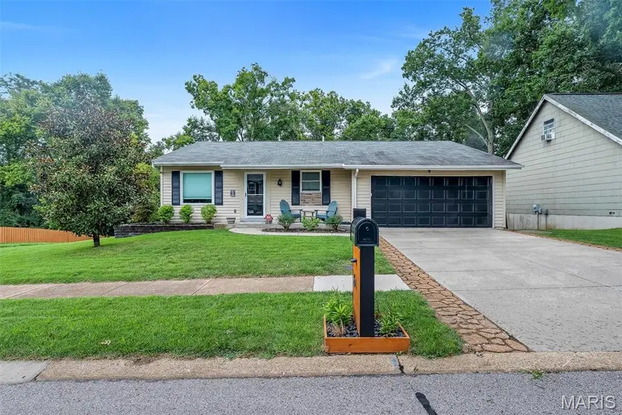 6 Fawn Meadows DR, Eureka, MO 63025