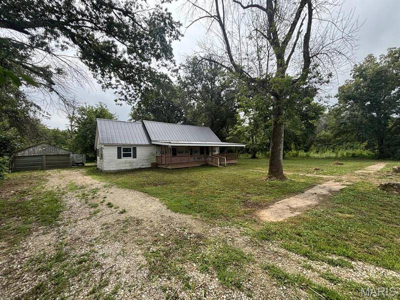 315 N Center ST, Hunnewell, MO 63443