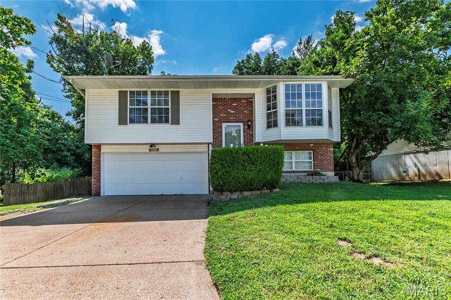 1208 Walnut DR, Arnold, MO 63010