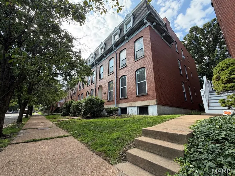 2336 Rutger ST #36B, St Louis, MO 63104