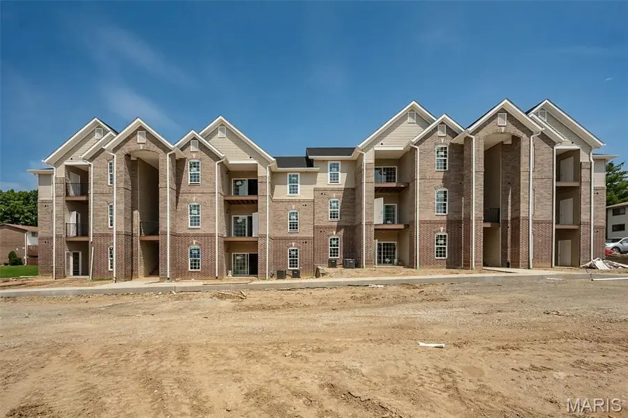 236 Nest Homes DR, Ellisville, MO 63011