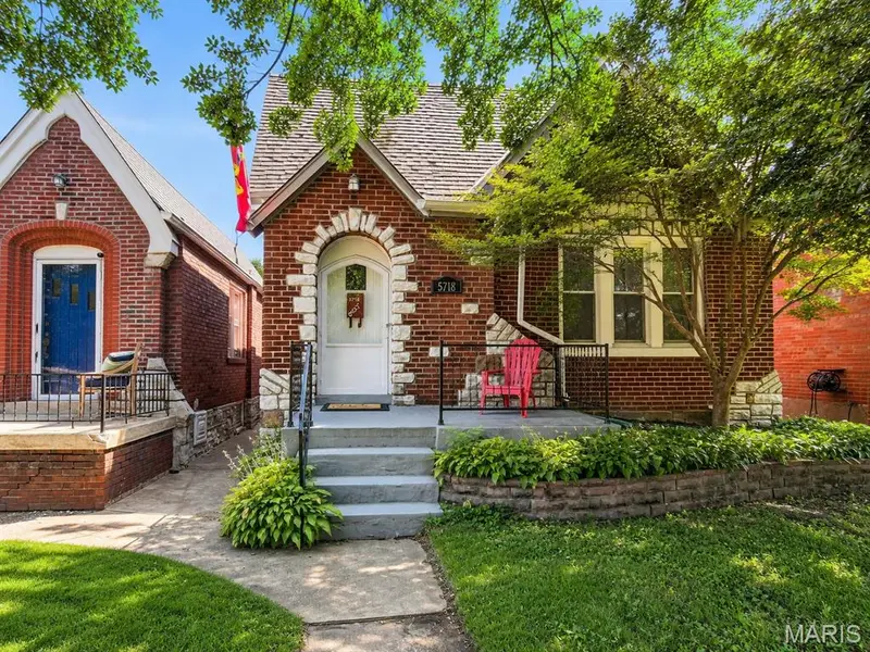 5718 Nottingham AVE, St Louis, MO 63109