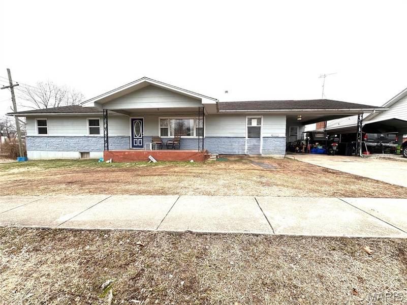 123 E 3rd ST, Mountain View, MO 65548