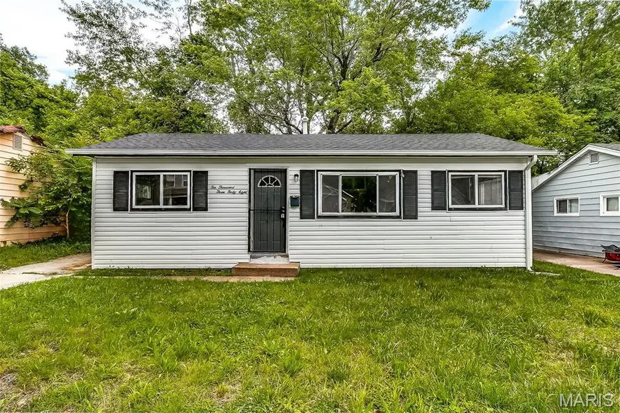 10348 Earl DR, St Louis, MO 63136