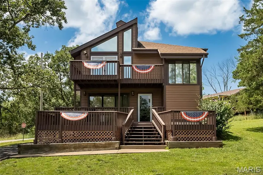 415 Lilac LN, St Clair, MO 63077