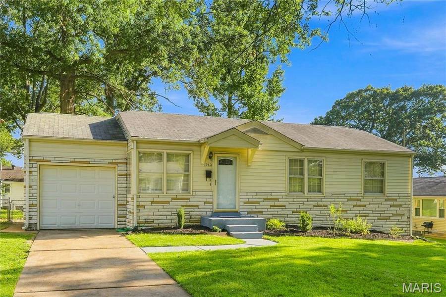 1540 Fathom DR, Bellefontaine Nghbrs, MO 63137