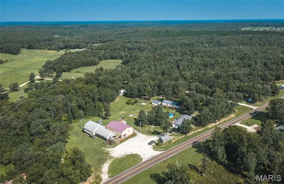198 S Highway Y, Steelville, MO 65565